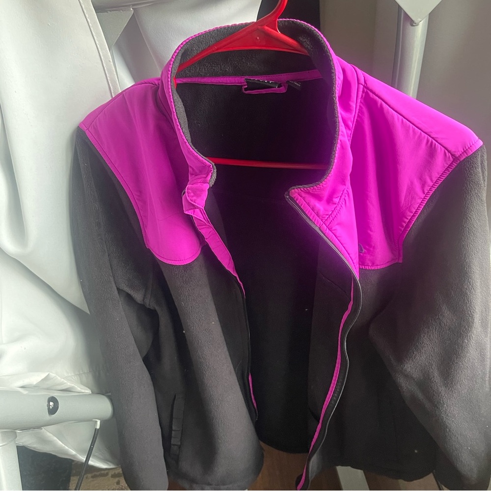 Black and Fuschia FILA soft zip up jacket XL